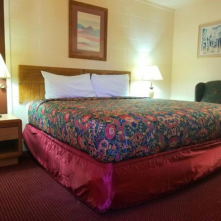 Town House Motor Inn Worland Εξωτερικό φωτογραφία